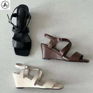 [애슬릿] 가죽 샌들 발목 버클 스트랩 키높이 통굽 여름 6cm