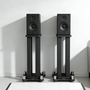 한 쌍의 책장 스피커 스탠드, 더블 베이스가 있는 서라운드 사운드 시스템 스피커 스탠드, 향상된 청취 환경의 위성 스피커 스탠드 홈 시어터 및 스튜디오 오디오(블랙, 19.6인치)