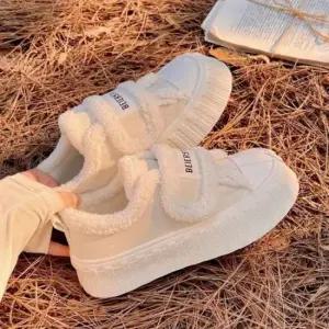 따뜻한신발 여성 겨울 따뜻한 러블리 찍찍이 털신 스니커즈 단화