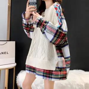 [무슈봉]루즈핏 꽈배기 체크 스웨터