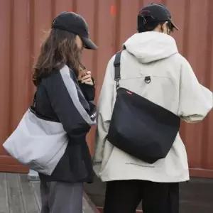 남여 데일리 크로스백 여행용 미니 숄더백 잔잔한 데일리백 20대가방 직장인 대학생