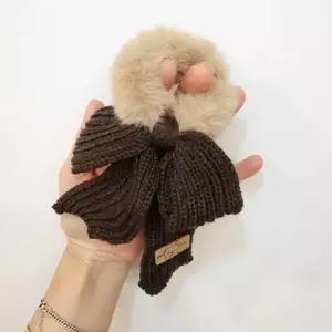 브라운 겨울 헤어 밴드 니트 리본 똥머리 여성 여자 헤어끈 리본끈 똥머리 겨울 니트 당고