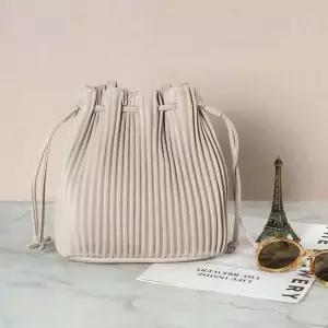 여성 토트백 사무가방 여행용 크로스 여성버킷백