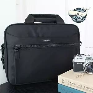 세련된 남성용 서류가방 오피스 스타일 실용적인 여자직장인출근룩