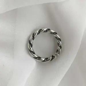 (실버반지)라이트꼬임링 반지 링 커플링 여자링 여성반지