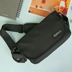 [하프클럽/]신상 패션 캐주얼 핸드백 데일리 쇼퍼백 검정 가방