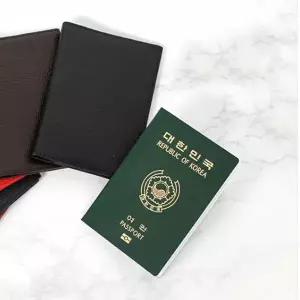 [하프클럽/]가죽 여권지갑 여권 보관 심플 케이스 블랙