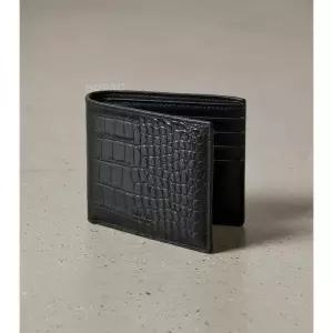 26SS 카프 레더 바이폴드 지갑 (Y0410 LCL439G NAA)