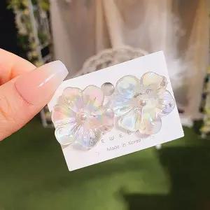 [하프클럽/]여자 러블리 페미닌 투명 오로라 플라워 귀걸이