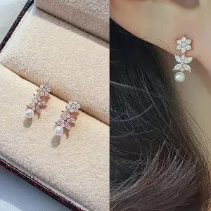 [하프클럽/]여자 지르코니아 핵진주 플라워 숏드롭 귀걸이