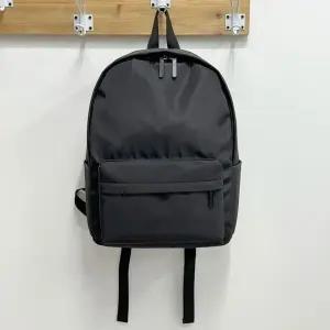 [하프클럽/]여행배낭 지퍼포켓 출퇴근가방 백팩 베이직 여성배낭