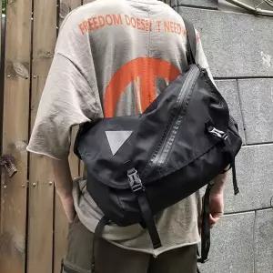 [하프클럽/]남자 보조가방 스포츠가방 대학생 여자 크로스백 가방