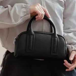 여성 미니 보스턴 토트백 라운드 데일리백 크로스백 소가죽토트백 미니백 미니보스턴백