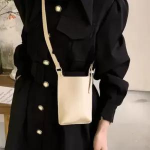 레더 미니 크로스백 남녀 공용 핸드폰 가방 남녀공용 핸드폰가방 미니크로스 미니가방