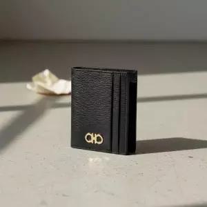 [남성 간치오 카드지갑66 0371 NERO PEBBLE 0741376