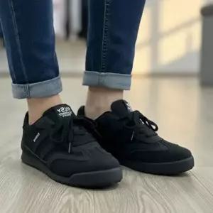 런닝 스니커즈 가벼운운동화 여성단화 단화 키높이