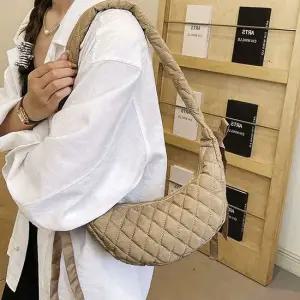 여행 브라운 가방 핸드폰 퀄팅 여성 핸드폰가방 여행용크로스백 백 핸드폰가방