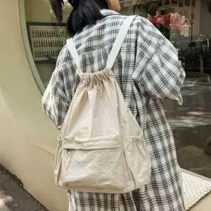여성백팩 여행용백팩 대학생 나일론 여자 직장인 베이지 가방 여성백팩 여행용백팩