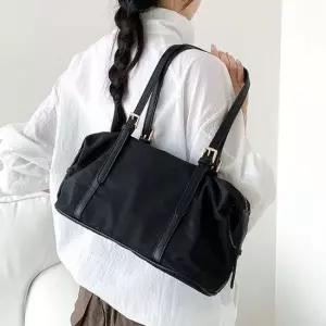 휘뚜루마뚜루 여성 출근 가방 여자가방 나일론숄더백 블랙 나일론숄더백 여성숄더백