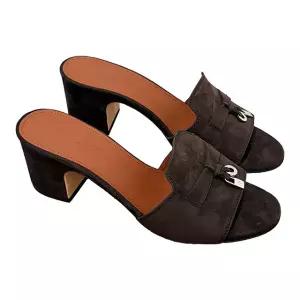 [명품] 26SS 썸머 참 스웨이드 샌들 페코라 네라 FAI5579 H1B3