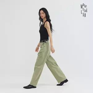머티리얼랩 26SS 별자리 자수 카고 팬츠