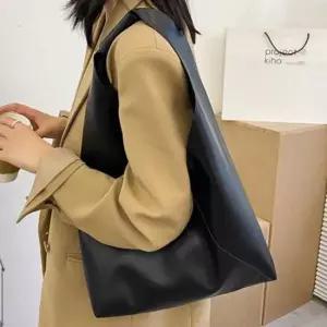 여성 데일리 레더 숄더 호보백 가죽 숄더 토트백
