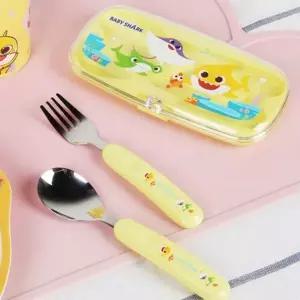 아기상어 스푼포크 케이스 세트 아기 어린이 수저 세트