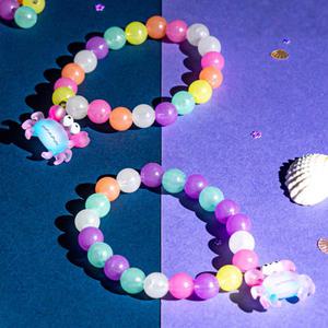 [문구티쳐] 민화샵 KC인증 비즈공예재료 야광팔찌 만들기 구멍큰구슬 컬러비즈 구슬줄세트 DIY 밤에도 빛나는 야광 팔찌