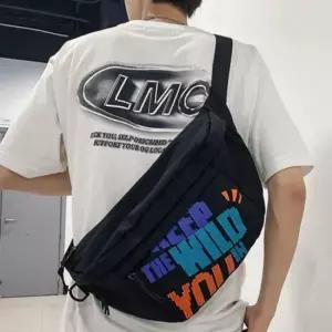 남녀공용 데일리 컬러 레터링 스포츠 러닝 슬링백 힙색 가벼운가방 데일리가방