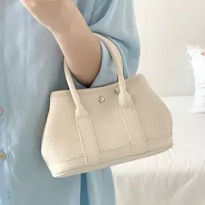 신상 레더 미니 크로스백 20대 30대 여성 가방 여자크로스백 여성크로스백 여자숄더백