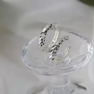 데일리귀걸이 92.5 SILVER 블리컷팅 링 귀걸이