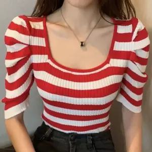 데일리니트 반팔 여성 니트티 여자여름니트 스퀘어넥 퍼프 여름 데일리룩