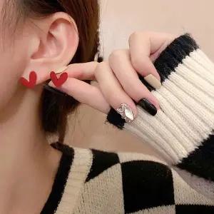 [하프클럽/]미니 하트 레드 은침귀걸이_IH
