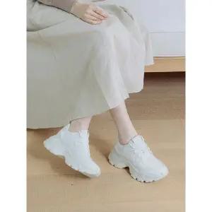 [오브엠]택가398,000] 시그니처 키높이 스니커즈_SCLIE405B