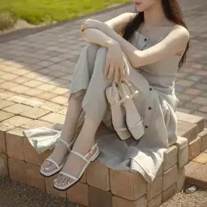 레이첼 싱글 스트랩 플랫샌들 2cm