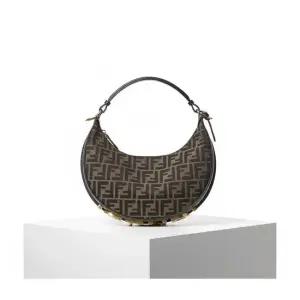 펜디 26SS FENDIGRAPHY SMALL FABRIC HOBO BAG 8BR798 ALP3 F1I02) 그라피 스몰 패브릭 호보 백)