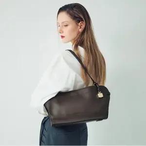 루이까또즈 [최초가 318 000원] 끌로델 숄더백 HT3FM33BR