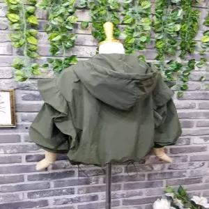 루즈핏 프릴 라인 후드 바람막이 야상 점퍼