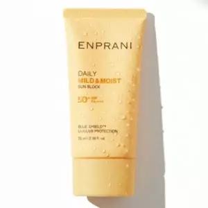 끈적임 없이 산뜻하고 촉촉한 로션 제형 선블록 70ml