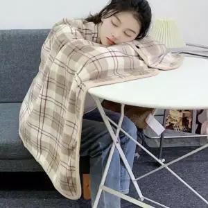 [하프클럽/]무릎담요 사무실 학교 똑딱이 극세사 망토담요 캠핑