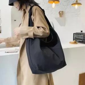 심플 빅사이즈 매듭 숄더백