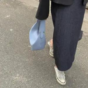 핸드 곡선 토트백 캐리 5FW 파우치백 쉐입 슬림 미니
