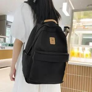 여성 데일리 백팩 여자 대학생 가방 블랙 직장인용 여성용 고등학생 고등학생가방