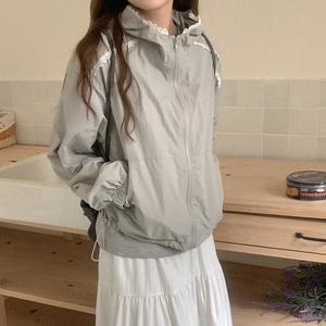 바이슬 레이스 후드 윈드점퍼