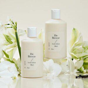 [1+1] 먼스앤데이즈 퍼퓸케어 바디로션 디 브리즈 클린솝향 300ml 2개