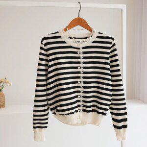 [잇수다] 샤티니 진주 버튼 레이스 라운드 니트 가디건