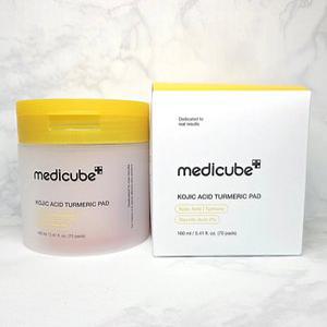 메디큐브 코직애씨드 터메릭 비타 미백 토닝 토너패드 70매