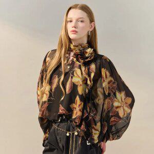 [MAXZA] 플라워 코사지 하이넥 시어 블라우스