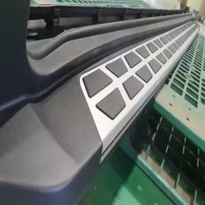 카니발 (KA4) 사이드스텝 1대분 옆발판 보조발판 일체형 편의용품 튜닝용품