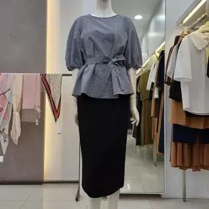 [꼼빠니아]벌룬소매 체크 벨티드 블라우스-CAFU5-WRB210_KG